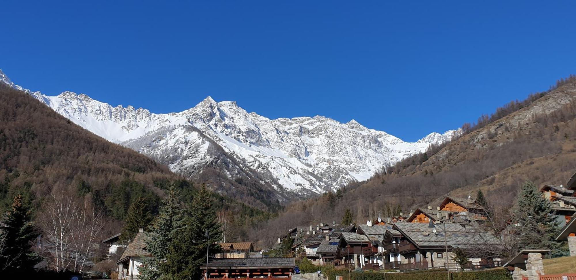 Casa Agnes Apartment Bardonecchia Ngoại thất bức ảnh